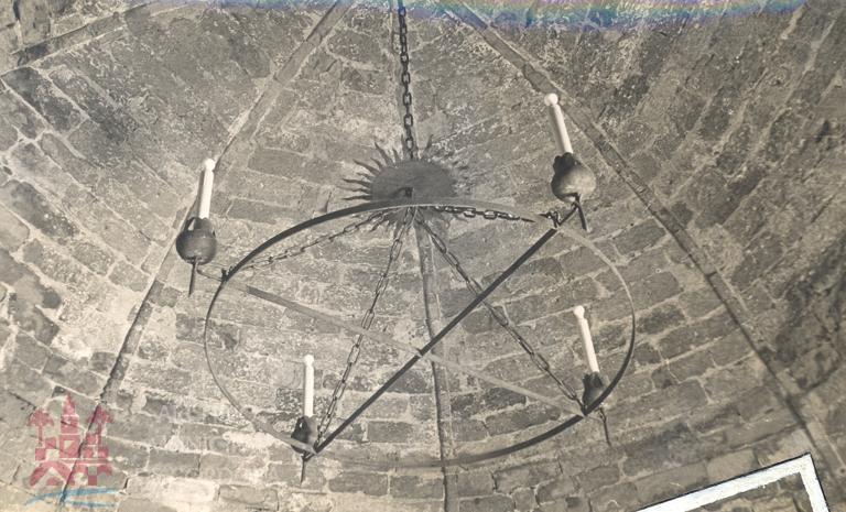 Archivo:Interior de la Torre de la Malmuerta (Archivo Municipal).jpg