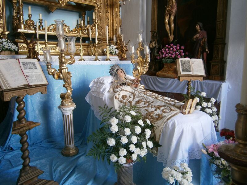 Archivo:Ofrenda floral transito 3.JPG