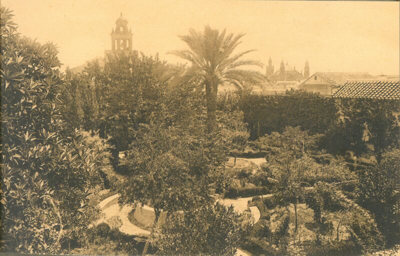 Archivo:Jardín del Palacio de las Rejas de D. Gómez.jpg