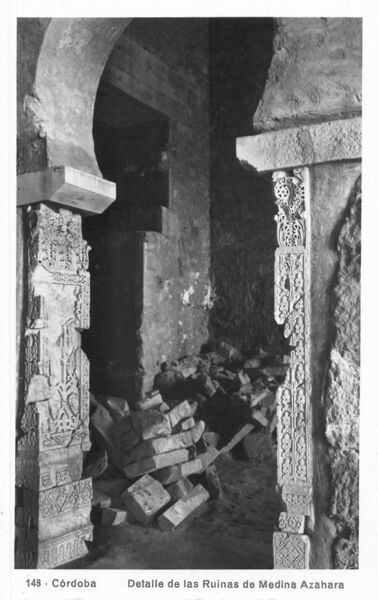 Archivo:Detalle de las ruinas de Medina Azahara.jpg