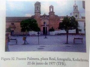 Plaza-Real-Fuente-Palmera-ano-1977.jpg