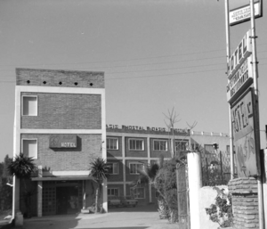 Hostal Oasis. Fotografía Joaquin Conde. 1970.png