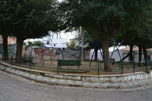 Plaza ninos barrio antes.jpg