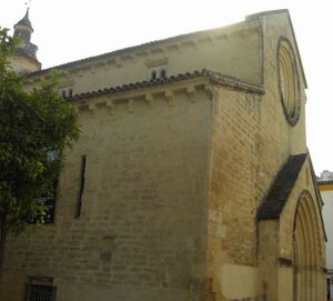 Lateral de la iglesia de la Magdalena.JPG
