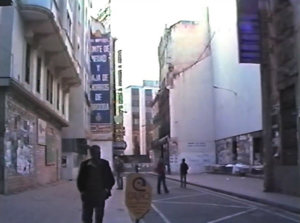 Calle Gondomar con Almacees WoolWorth cerrados (años 80).png