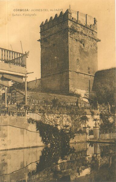 Archivo:Jardines del Alcázar.jpg