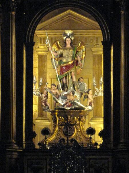 Archivo:Iglesia san rafael detalle baldaquino (2).JPG
