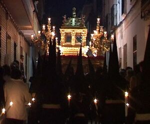 Imagen del Santo Sepulcro procesionando.jpg