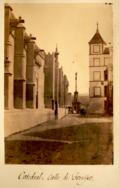 Archivo:1862-Maraver 16 Catedral calle Torrijos.png