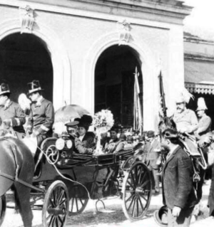 Reina Victoria en Córdoba (1908).png