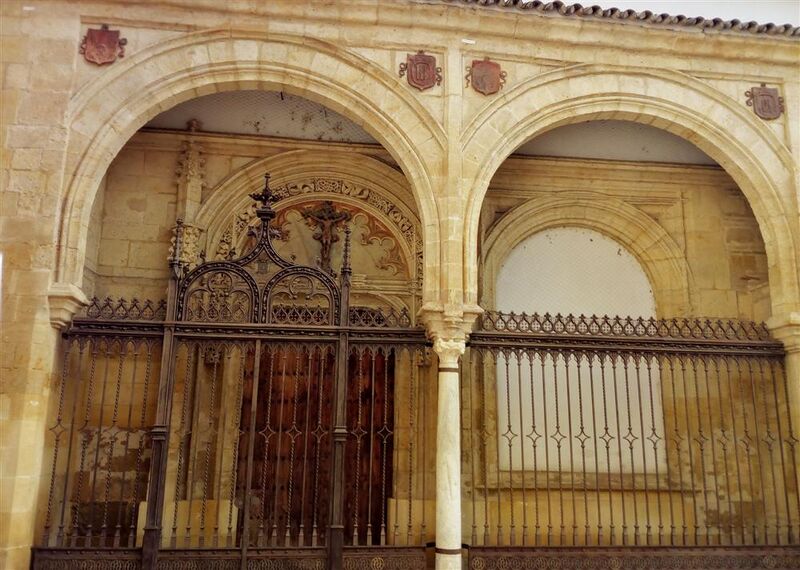 Archivo:Portada iglesia antiguo Hospital Caridad Córdoba.jpg