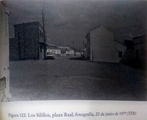 Plaza-Real-Silillos-1977-3.jpg