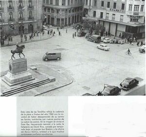 Plaza de las Tendillas (finales de los 60).jpg