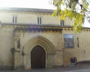 Iglesia de la Magdalena (lateral).jpg