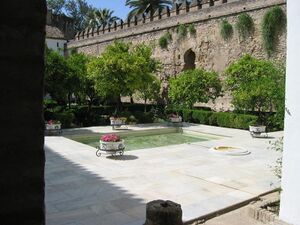Patio morisco en el Alcázar 16.jpg