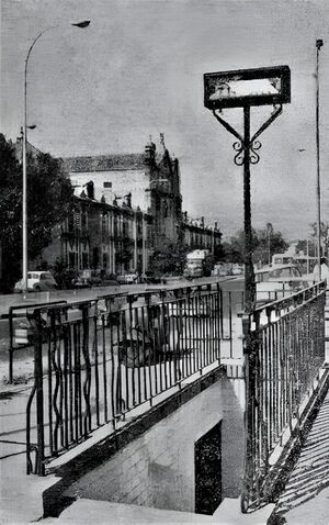 Plaza de Colón. Urinarios 2.jpg