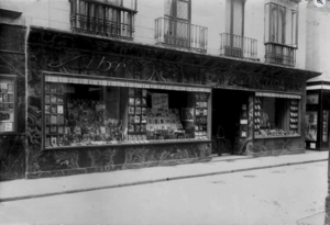 Librería Luque en calle Gondomar.png