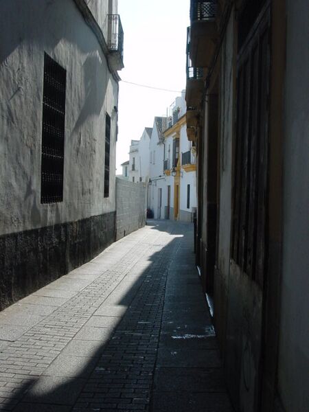 Archivo:Calle Ambrosio de Morales 3.1.JPG
