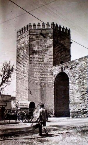 Torre de la Malmuerta con carro (fecha desconocida).jpg