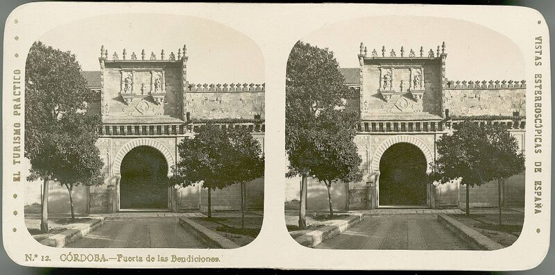 Archivo:Puerta de las Bendiciones Imagen esterescópica. Alberto Martín, 1920-1930. Institut Cartogràfic i Geològic de Catalunya.jpg