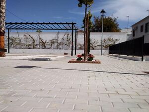 Plaza ninos barrio 2019.jpg