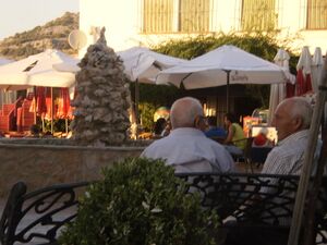 Plaza 2.JPG