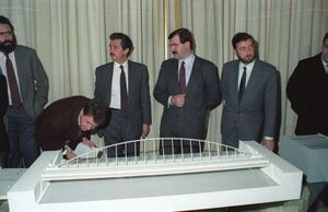 Presentación de la maqueta (5 de febrero de 1990).jpg