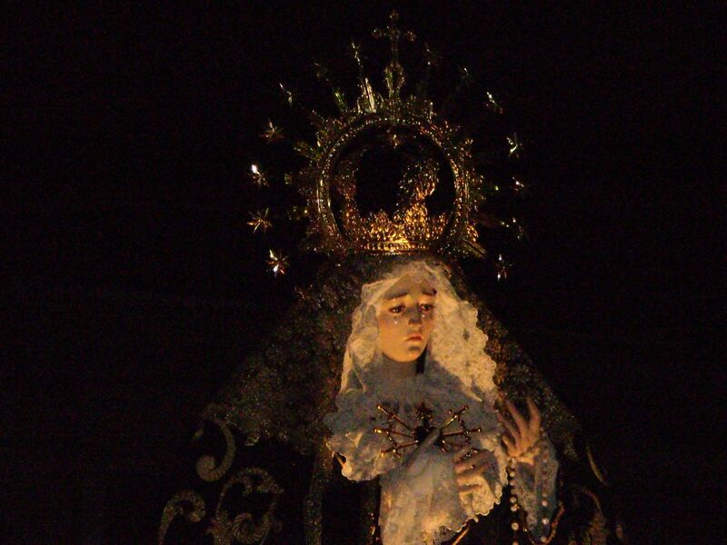 Archivo:Virgen de los Dolores de Valenzuela en Procesión.JPG