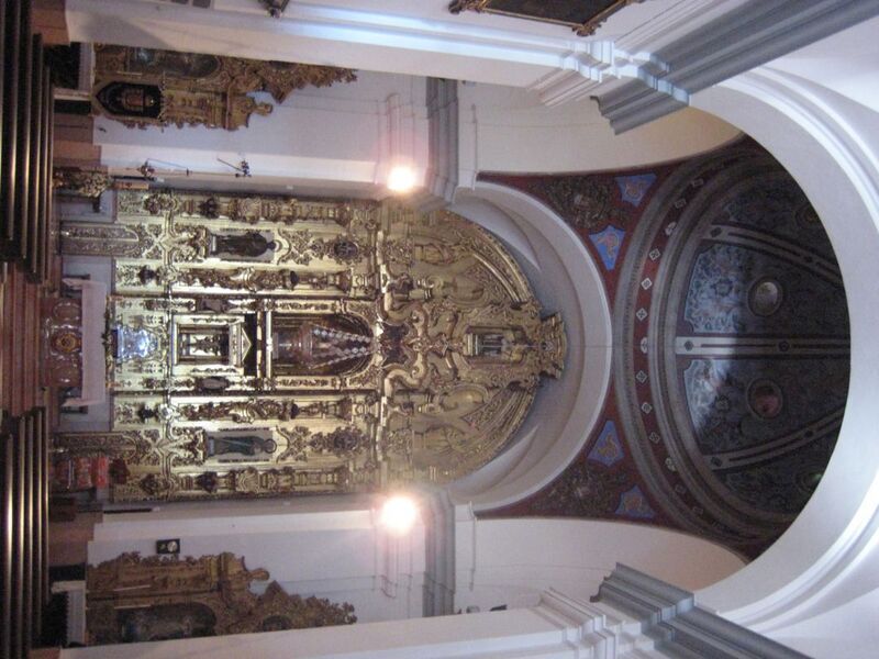 Archivo:Iglesia del Carmen - altar.jpg