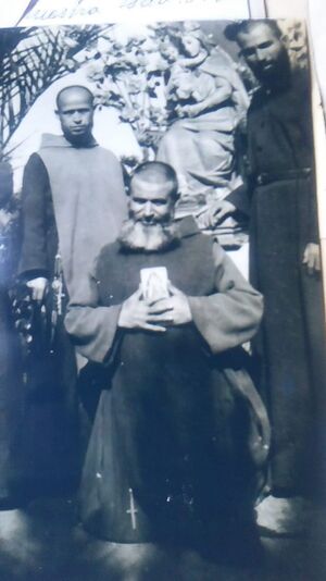 Último ermitaño de las Ermitas. Hermano Juan Vicente.jpg