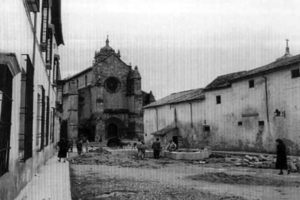 Plaza de los Condes de Priego (1956)..png