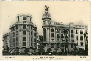 Plaza de José Antonio 2.jpg
