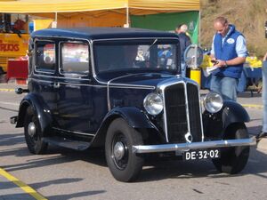 Renault MONAQUATRE 1935.jpg