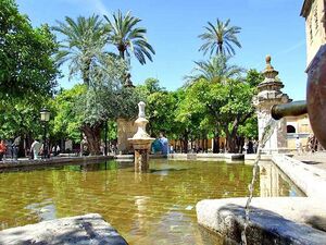 Fuente de Santa María del patio de los Naranjos (2007). 2.jpg