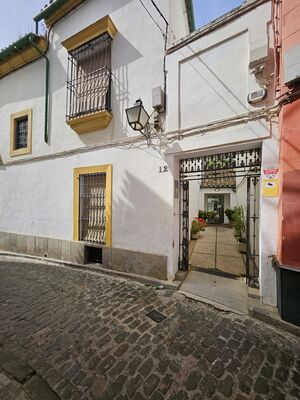 Calle Pastor, numero 12.jpg