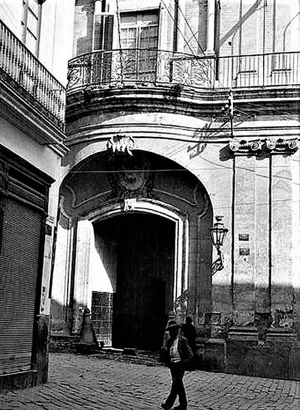 Archivo:Antigua Casa Palcio Duques de Almodóvar.jpg