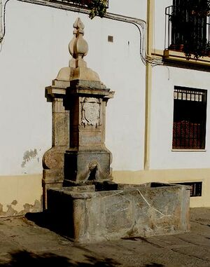 Fuente de la plaza de San Rafael.jpg