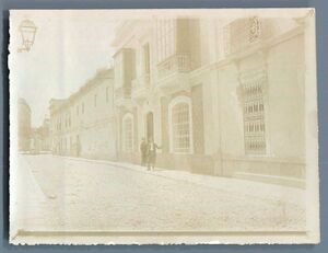 Calle Góngora (1900) con la casa del Guerra.jpg