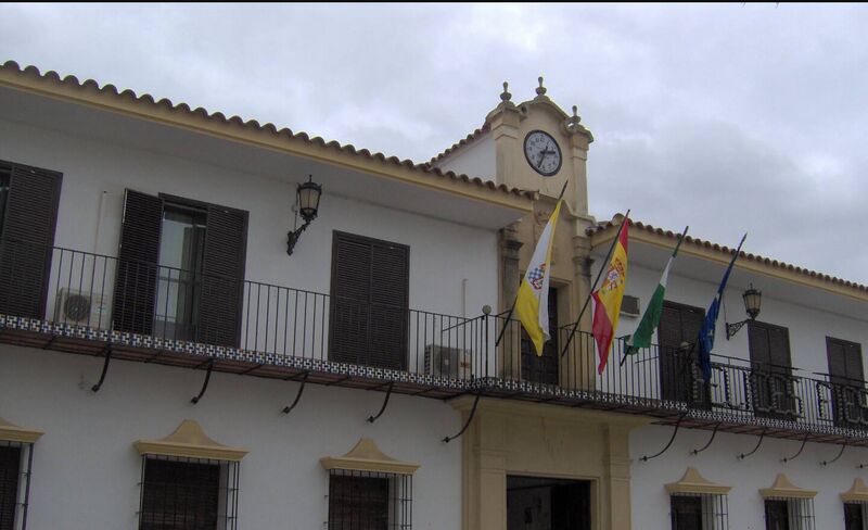 Archivo:Ayuntamiento de El Carpio.jpg