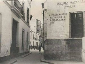 Calle Jesús y María con el tacón.jpg