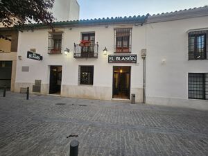 Calle José Zorrilla (El Blasón).jpg