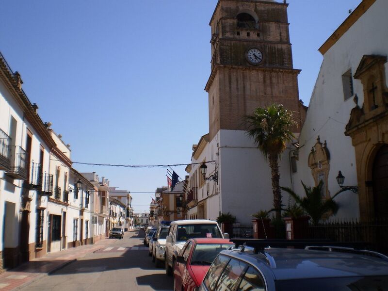 Archivo:Calle alcolea 2 villafranca.JPG