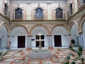 Palacio condes Sta Ana Lucena patio segundo.jpg