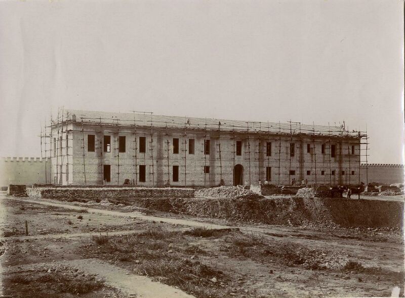 Archivo:Construcción de un cuartel de San Rafael en Córdoba, 1898, Biblioteca Virtual de Defensa .jpg