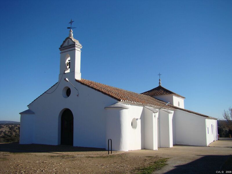 Archivo:Ermita de la Virgen de la Antigua (Hinojosa del Duque).jpg