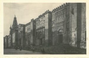 Portadas del exterior de la Catedral.jpg