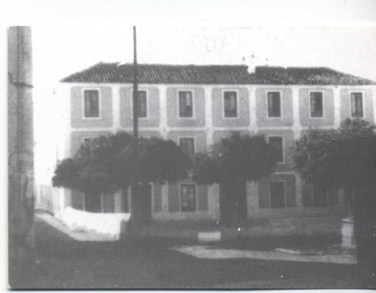 Archivo:Calle blas infante- el cuartel.jpg