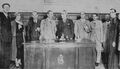 Académicos, entre ellos Antonio Jaén Morente, Rafael Castejón el Gobernador Civil y el Alcalde de Córdoba. Año 1935.