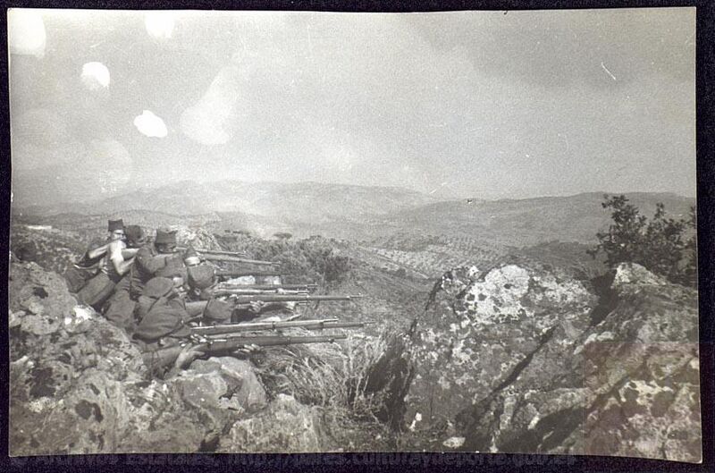 Archivo:Ofensiva de Córdoba. Avanzadilla republicana. Septiembre de 1936.jpg
