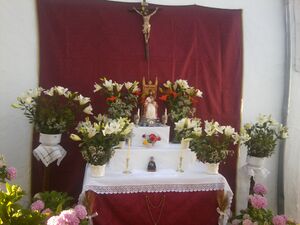 Altar 02.jpg